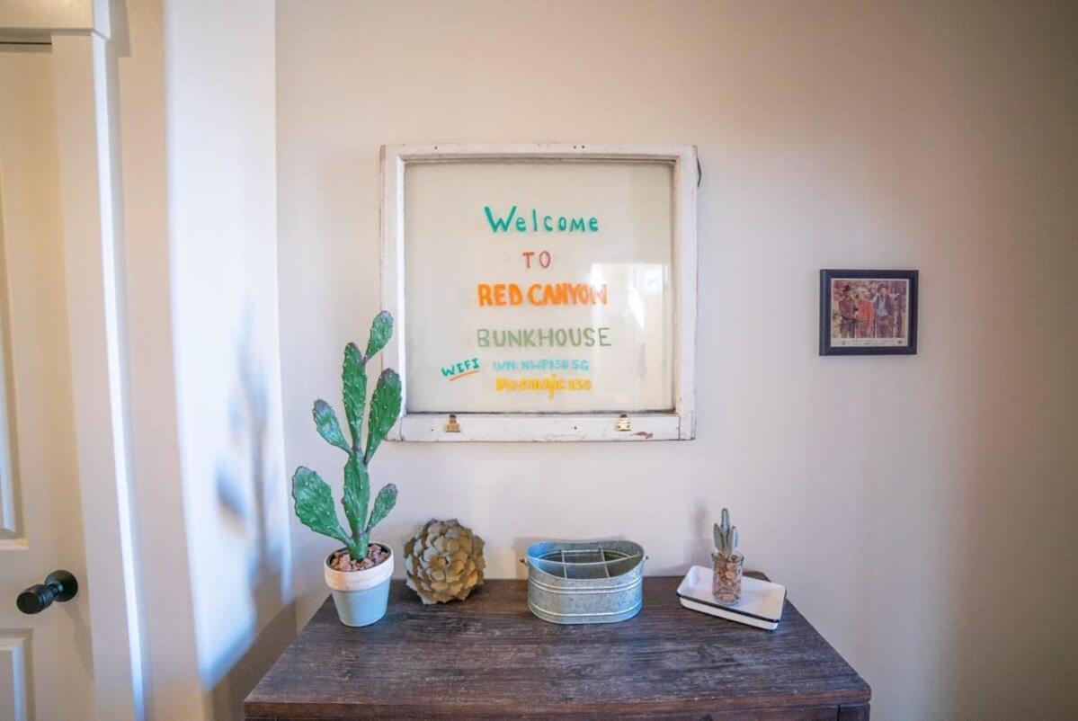 Red Canyon Bunkhouse At Kanab - New West Properties Екстериор снимка