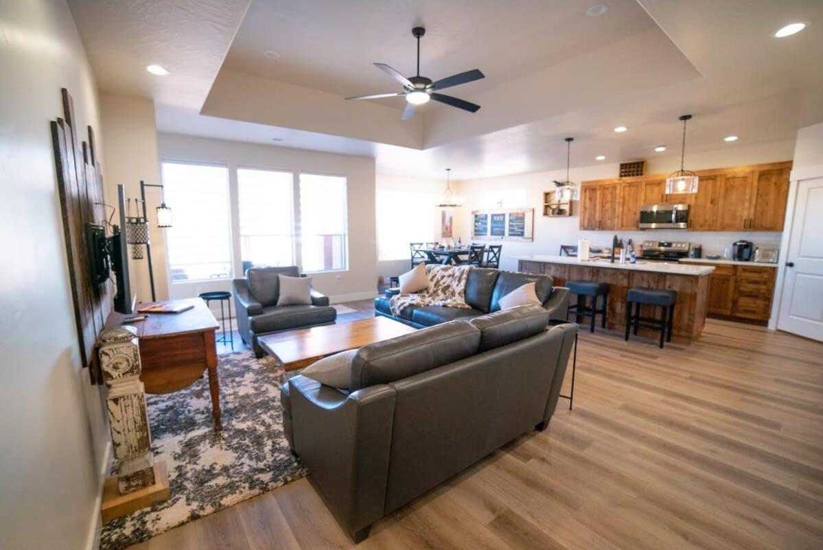 Red Canyon Bunkhouse At Kanab - New West Properties Екстериор снимка